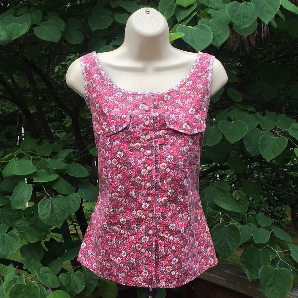 NWT pink and white floral top